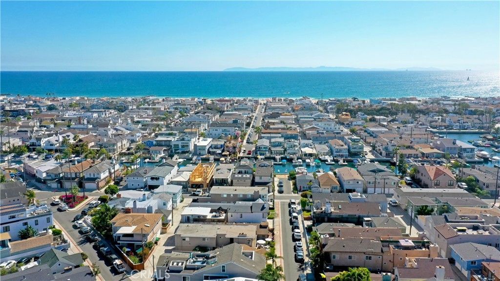 Photo of 519 35th St #1, Newport Beach, CA 92663 (MLS # NP26082591)