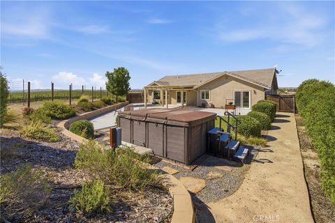 Tiny photo for 8020 Baron WAY, Paso Robles, CA 93446 (MLS # PI26135307)