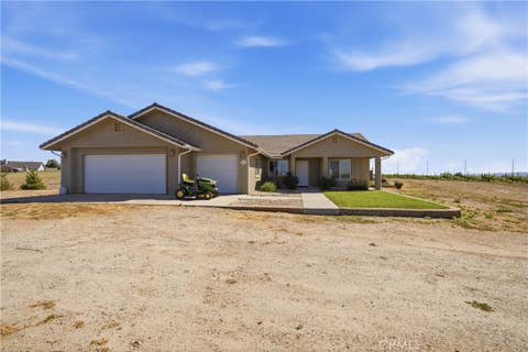 Photo of 8020 Baron WAY, Paso Robles, CA 93446 (MLS # PI26135307)