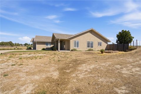 Tiny photo for 8020 Baron WAY, Paso Robles, CA 93446 (MLS # PI26135307)