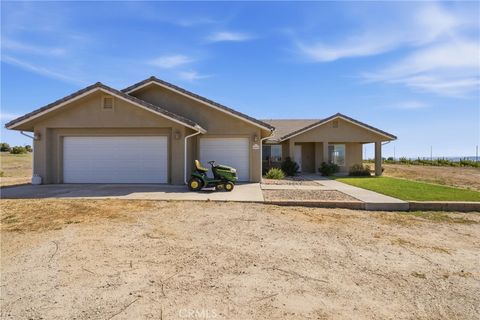 Tiny photo for 8020 Baron WAY, Paso Robles, CA 93446 (MLS # PI26135307)