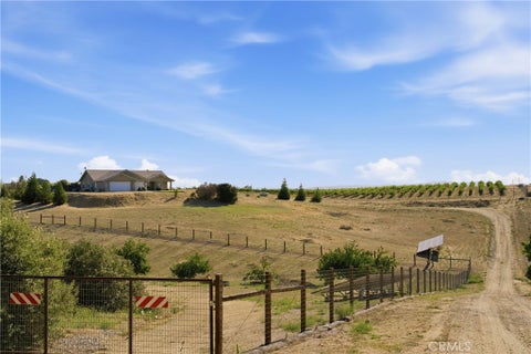 Tiny photo for 8020 Baron WAY, Paso Robles, CA 93446 (MLS # PI26135307)
