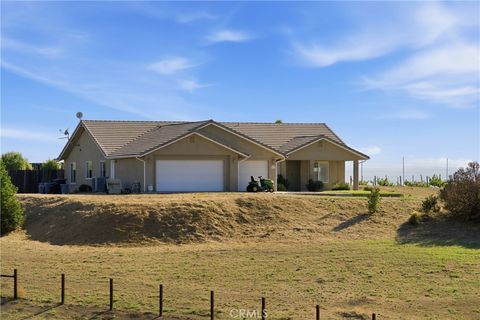 Tiny photo for 8020 Baron WAY, Paso Robles, CA 93446 (MLS # PI26135307)