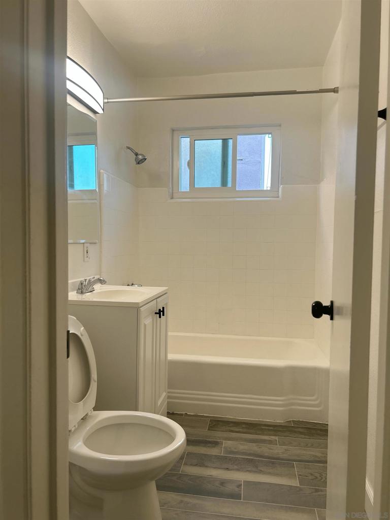Pacific Beach - Residential Lease