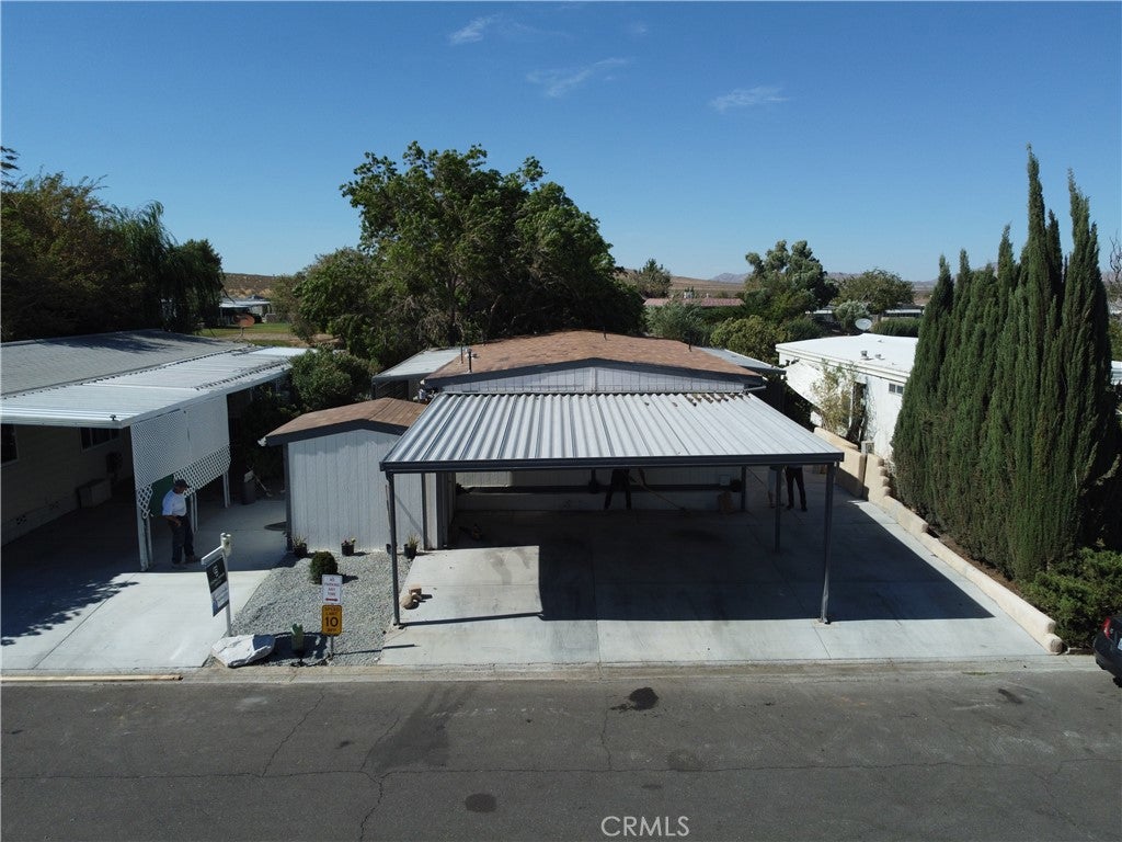 20683 Waalew Road B68