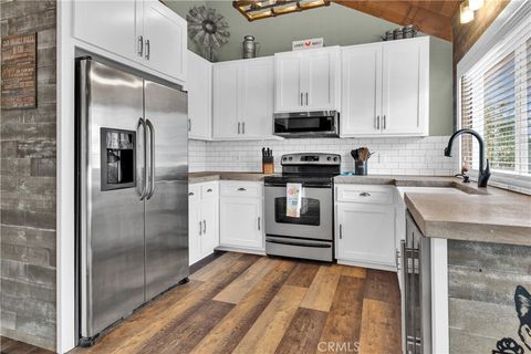 Tiny photo for 2647 Oak Shores Dr, Bradley, CA 93426 (MLS # NS26037389)