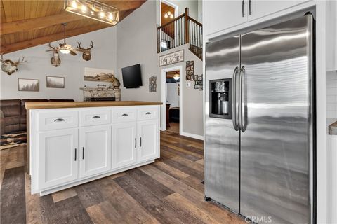 Tiny photo for 2647 Oak Shores Dr, Bradley, CA 93426 (MLS # NS26037389)