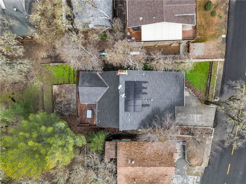 Tiny photo for 2647 Oak Shores Dr, Bradley, CA 93426 (MLS # NS26037389)