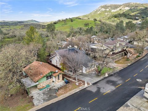 Tiny photo for 2647 Oak Shores Dr, Bradley, CA 93426 (MLS # NS26037389)