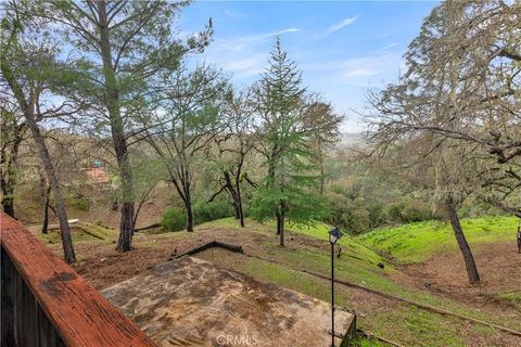 Tiny photo for 2647 Oak Shores Dr, Bradley, CA 93426 (MLS # NS26037389)