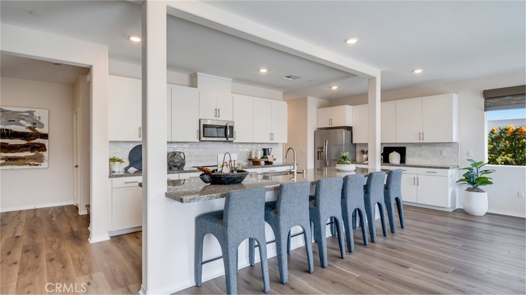 2392 Peach Tree Lane