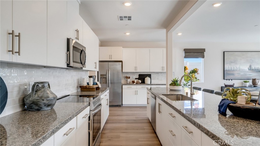 2392 Peach Tree Lane