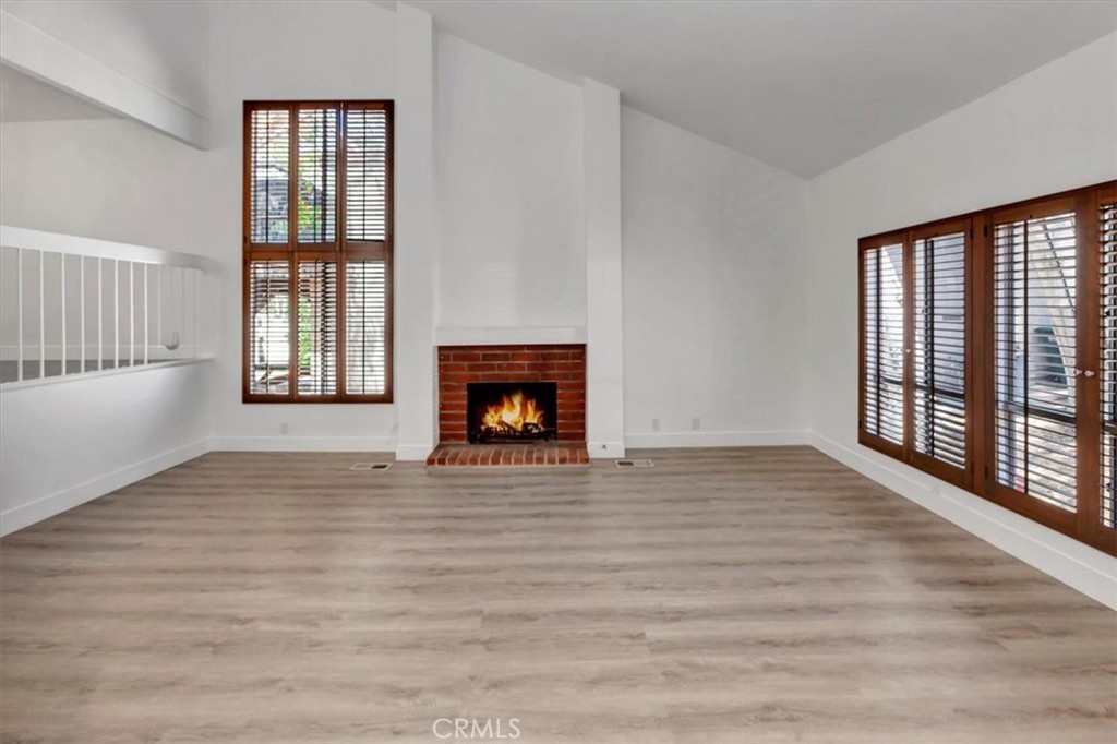 24946 Ravenswood