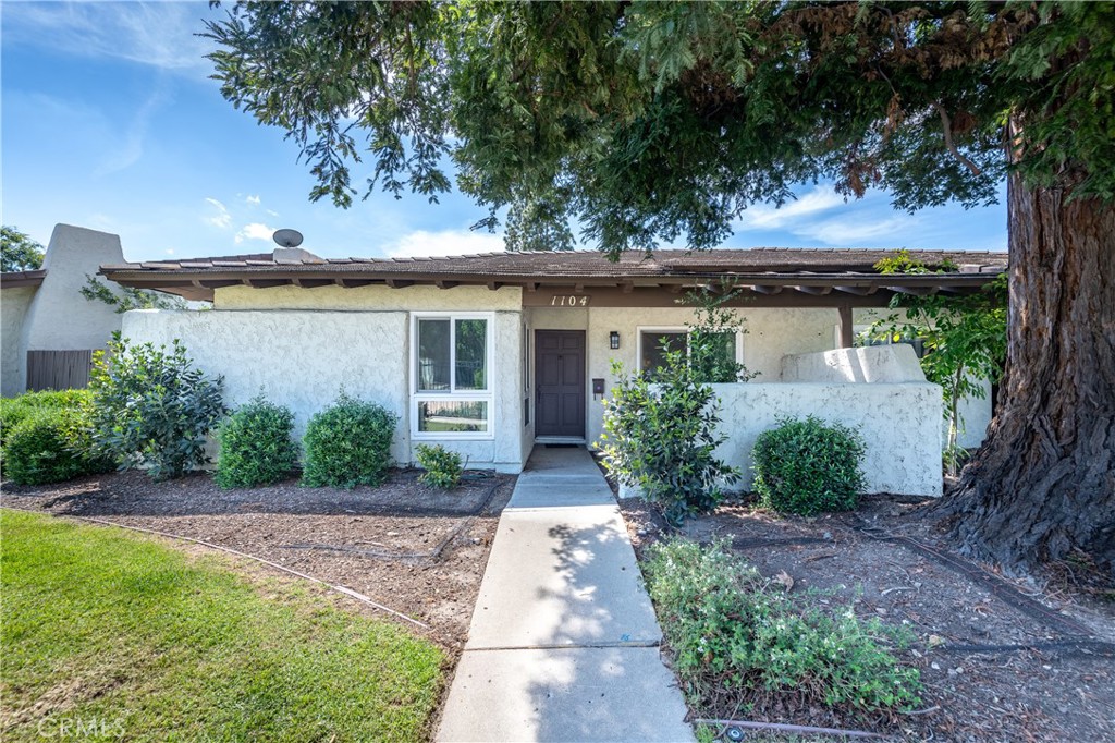 1104 Glenbridge Circle