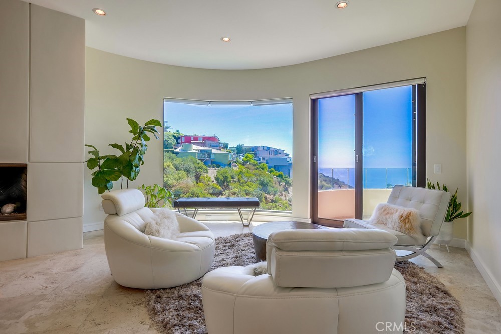 Arch Beach Heights (ABH) - Residential Lease
