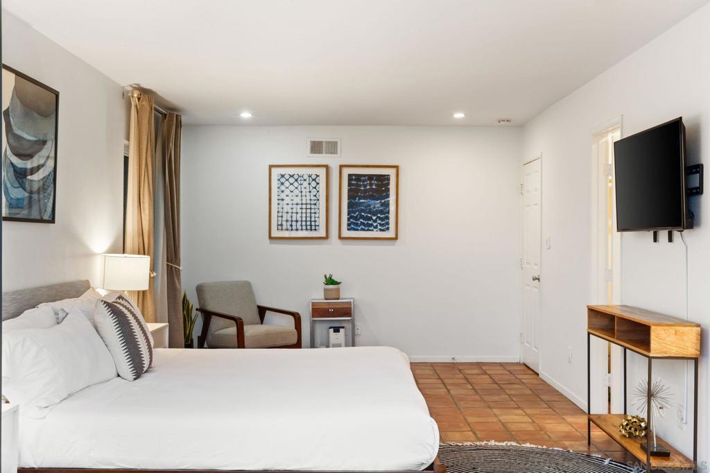La Jolla - Residential Lease