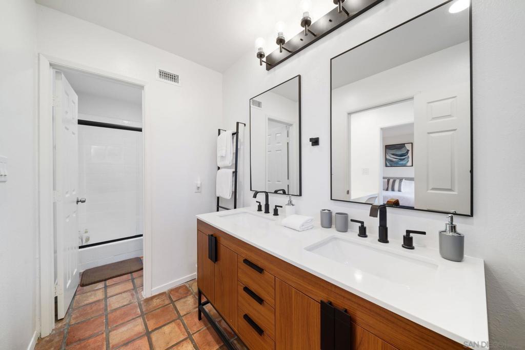 La Jolla - Residential Lease