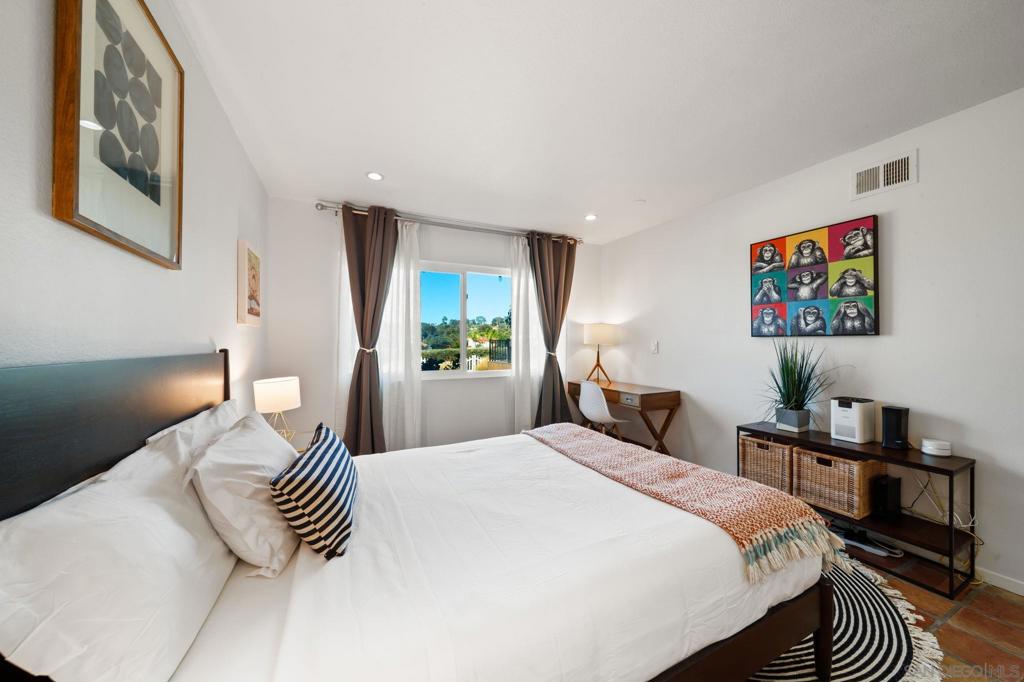 La Jolla - Residential Lease