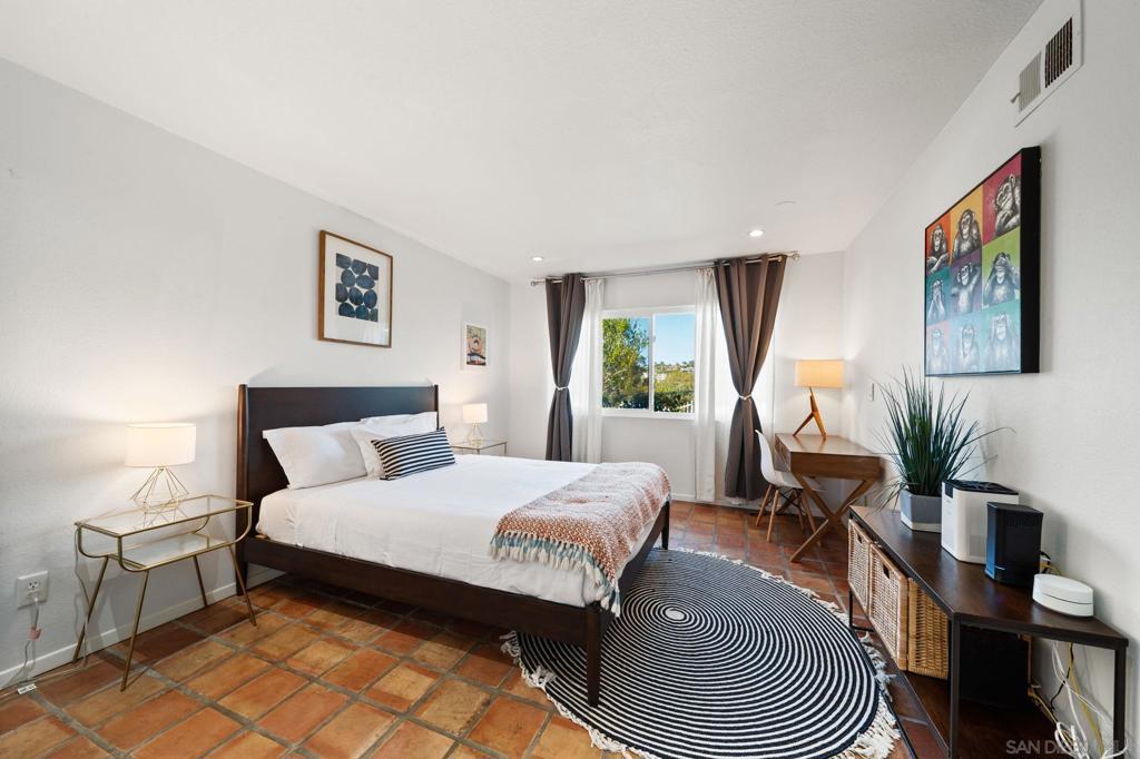 La Jolla - Residential Lease