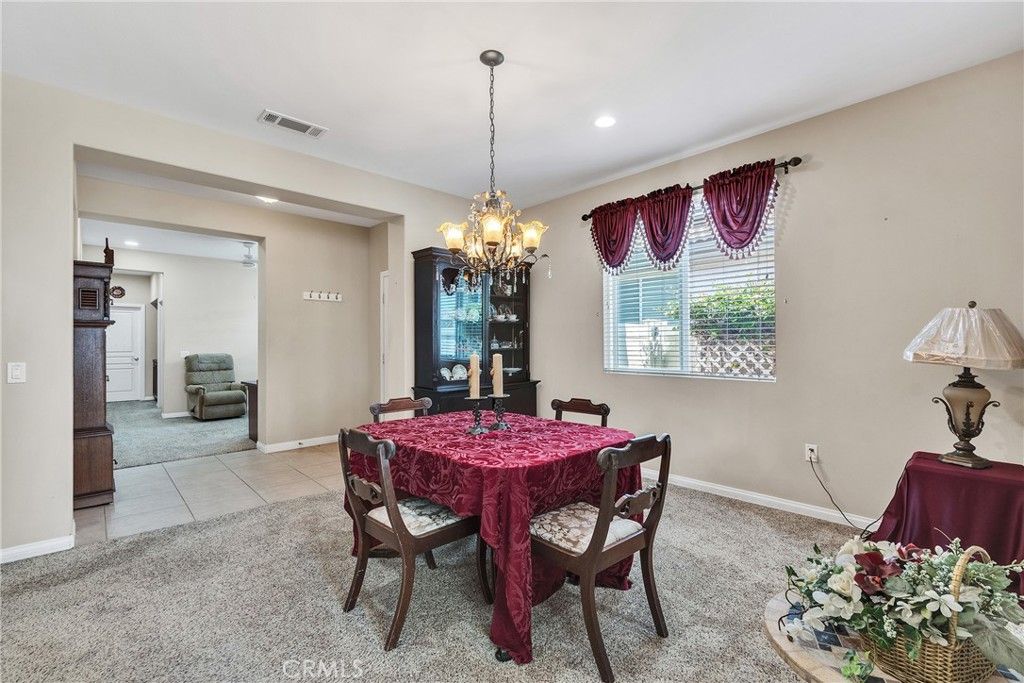 listing image 130722852462683630270
