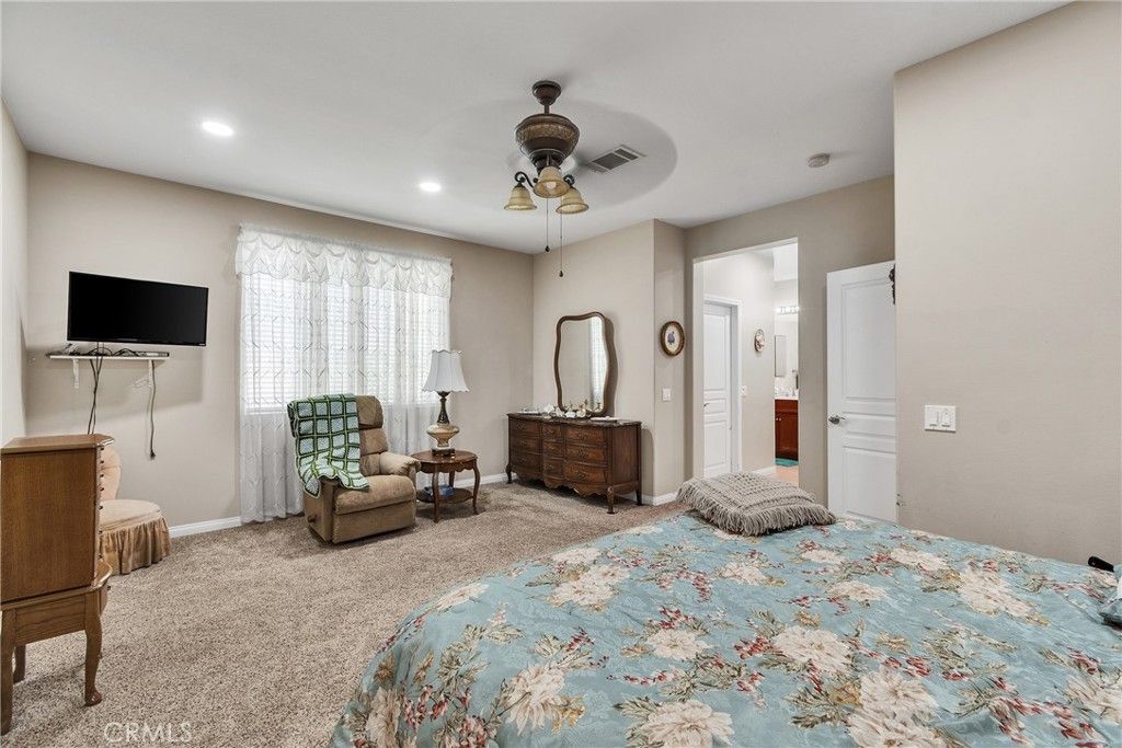 listing image 130726205711242904895