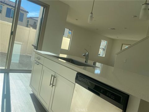 Photo of 1108 Tomcat, Rialto, CA 92376 (MLS # CV26032239)