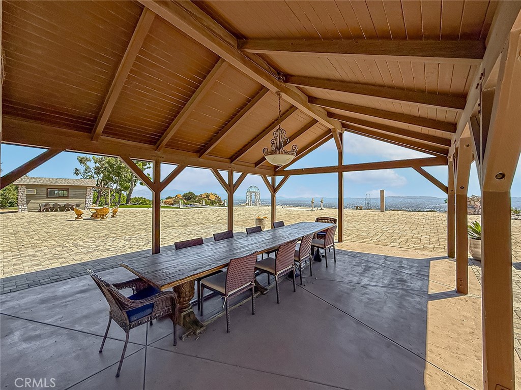 Simi Valley, California, 93063, United States, 4 Bedrooms Bedrooms, ,4 BathroomsBathrooms,Residential,Active,2025960