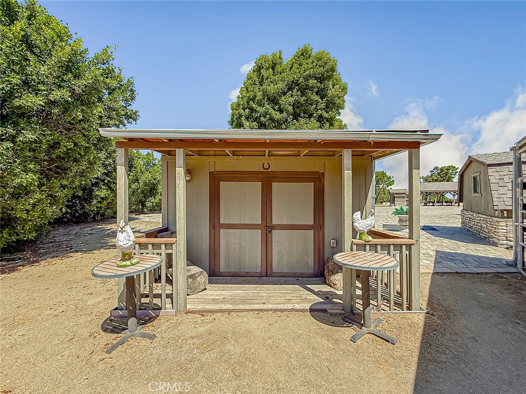 Simi Valley, California, 93063, United States, 4 Bedrooms Bedrooms, ,4 BathroomsBathrooms,Residential,Active,2025960