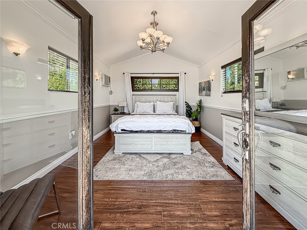 Simi Valley, California, 93063, United States, 4 Bedrooms Bedrooms, ,4 BathroomsBathrooms,Residential,Active,2025960