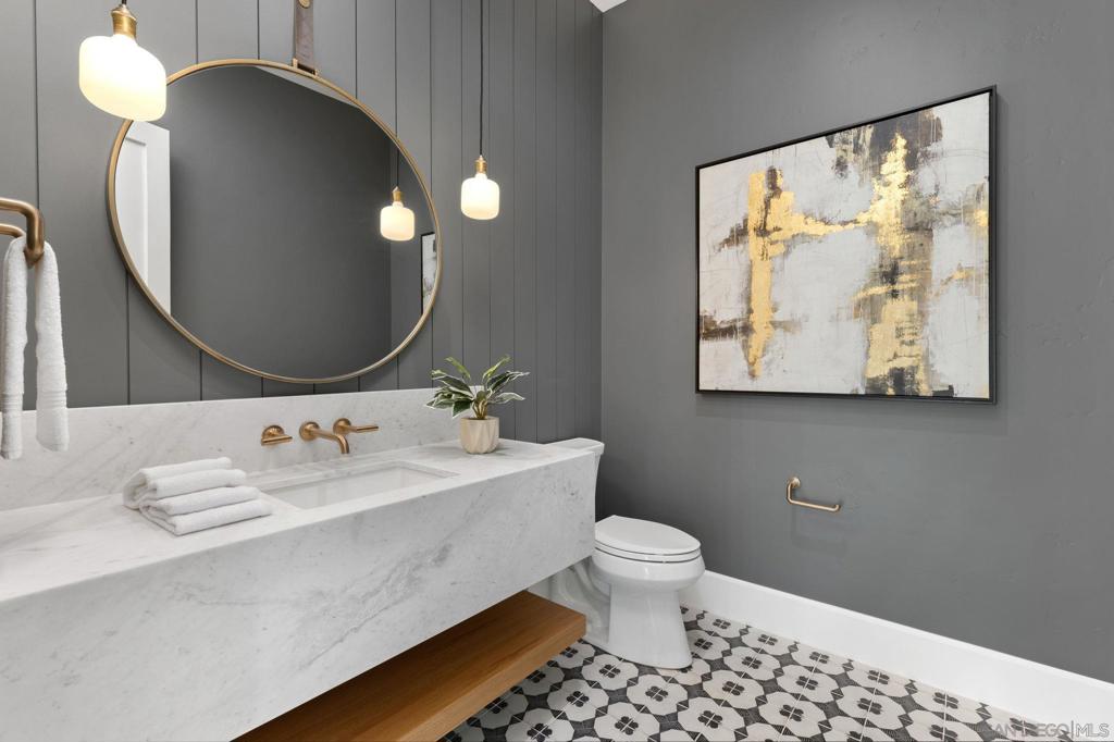 Rancho Santa Fe - Residential