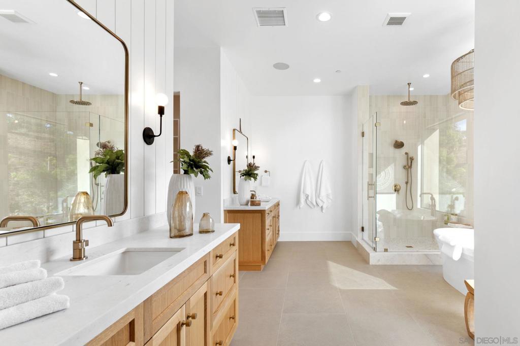 Rancho Santa Fe - Residential