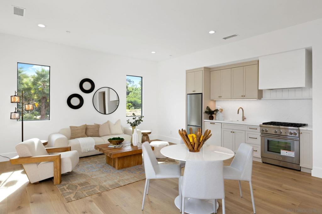 Rancho Santa Fe - Residential