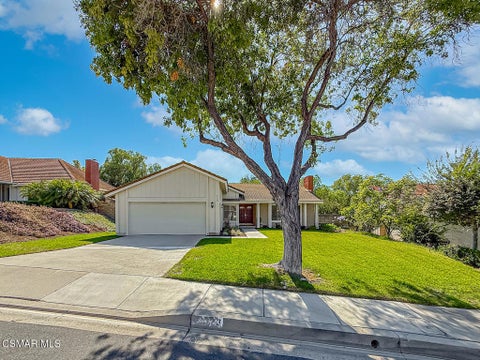 Photo of 223 Mesa Avenue, Newbury Park, CA 91320 (MLS # 226002605)