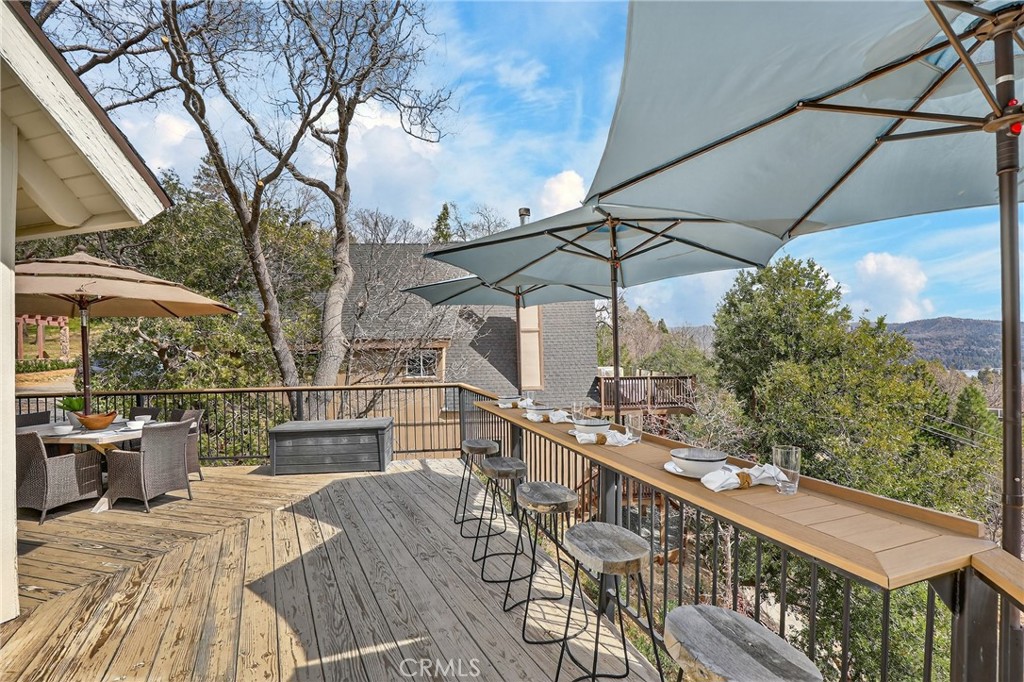 Lake Arrowhead, California, 92352, United States, 3 Bedrooms Bedrooms, ,3 BathroomsBathrooms,Residential,Active,2028754