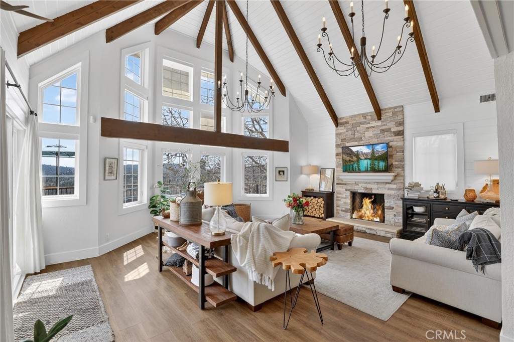 Lake Arrowhead, California, 92352, United States, 3 Bedrooms Bedrooms, ,3 BathroomsBathrooms,Residential,Active,2028754