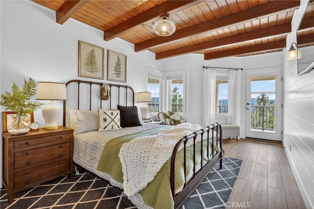 Lake Arrowhead, California, 92352, United States, 3 Bedrooms Bedrooms, ,3 BathroomsBathrooms,Residential,Active,2028754