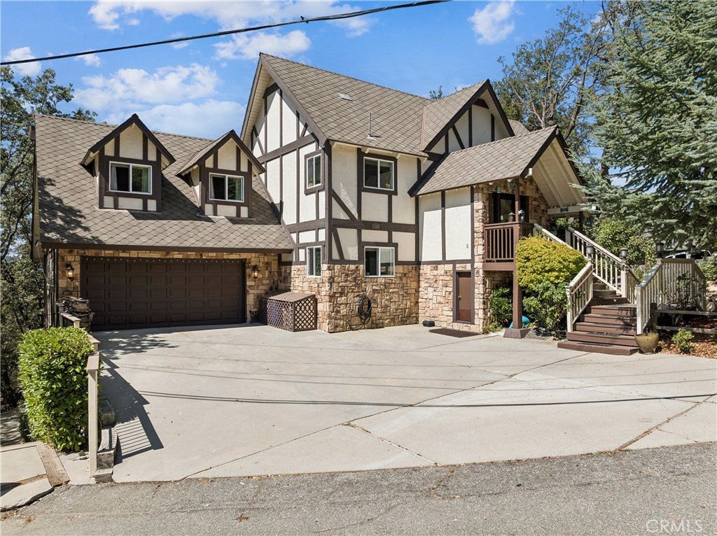 1298 Yellowstone Drive