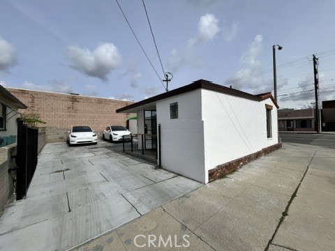 327 S San Gabriel