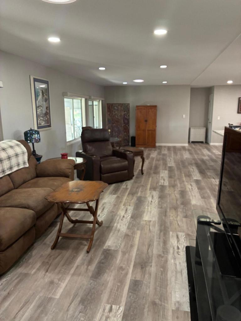 73281 Lone Mountain Lane