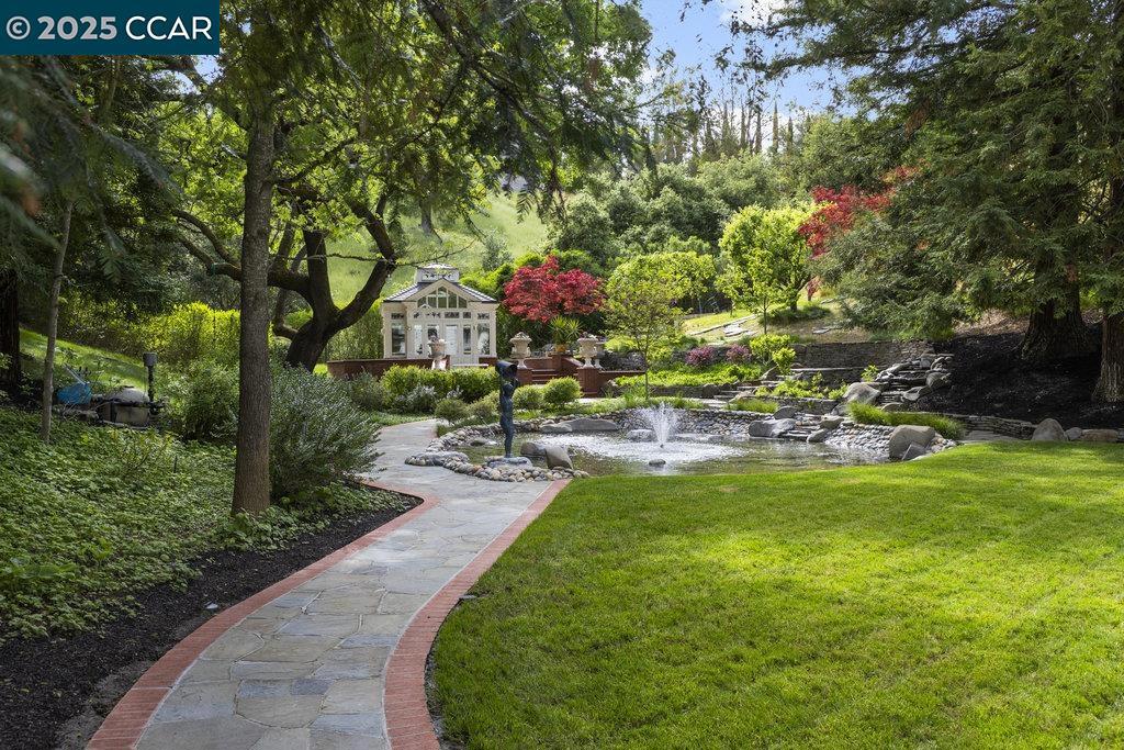 ALAMO HILLS - Residential
