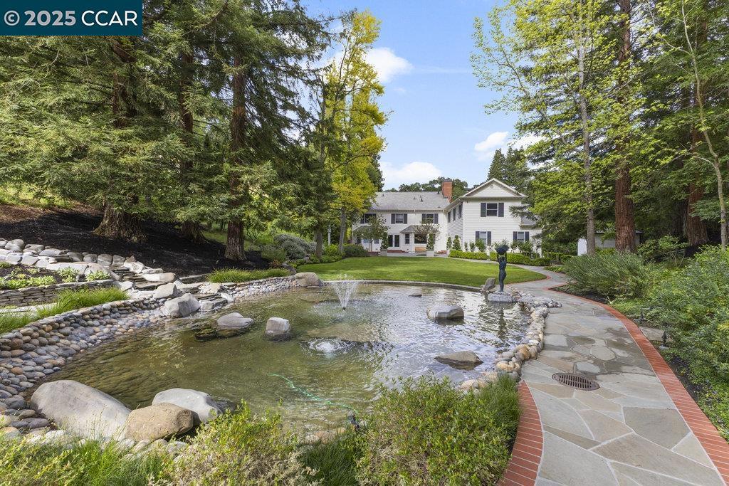 ALAMO HILLS - Residential