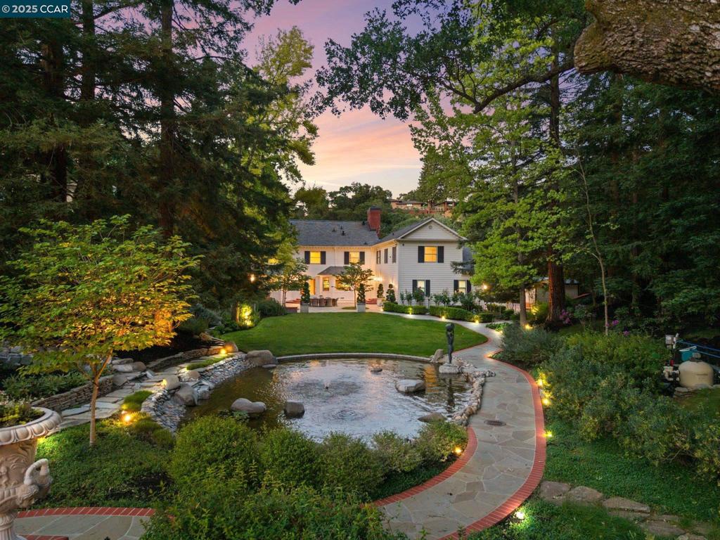 ALAMO HILLS - Residential