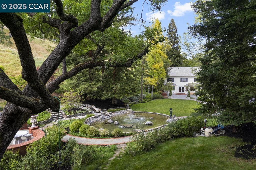 ALAMO HILLS - Residential