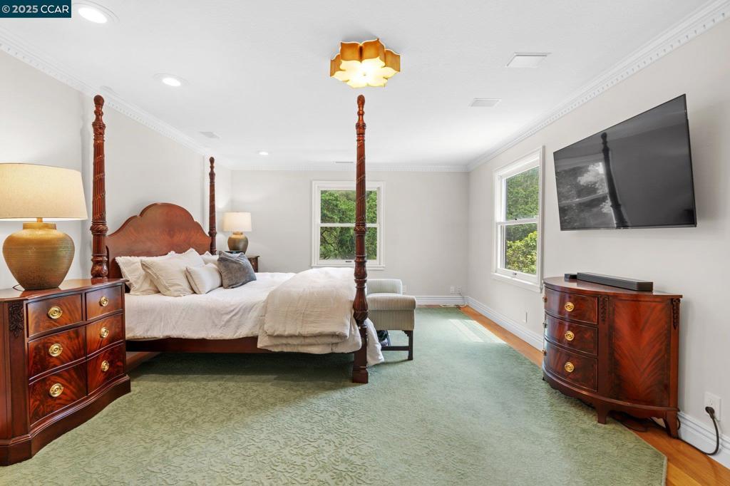 ALAMO HILLS - Residential