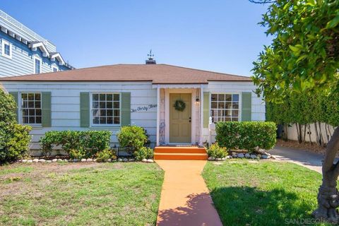 241 243 F Avenue Coronado CA 92118