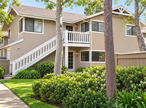 Photo of 171 Tarocco, Irvine, CA 92618 (MLS # OC26198442)