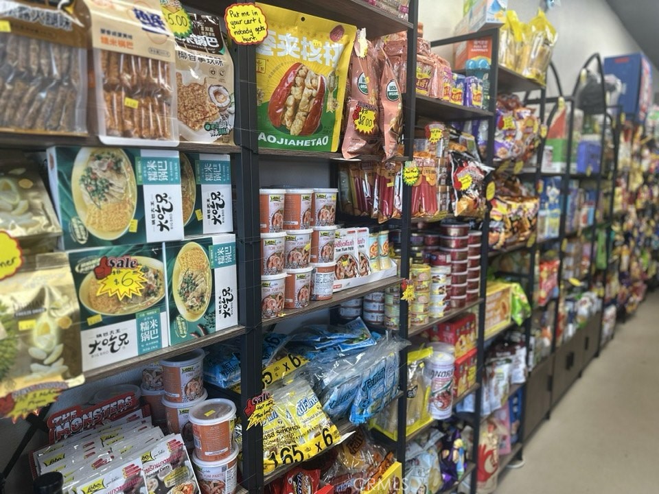 14441 Brookhurst st 1