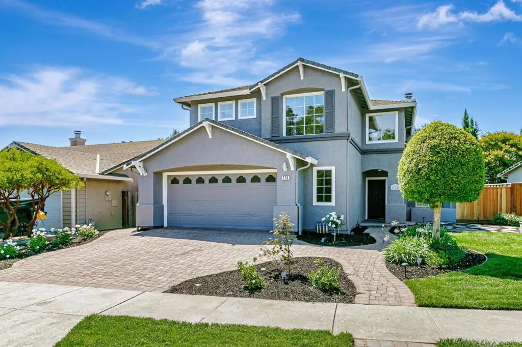 Gilroy, California 95020, United States, 4 Bedrooms Bedrooms, ,3 BathroomsBathrooms,Residential,Active,174898