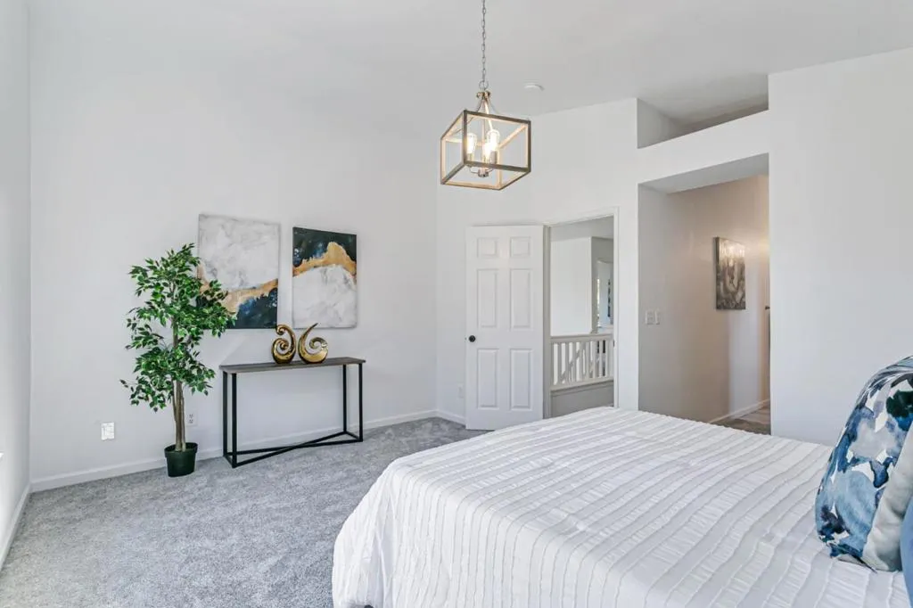 Gilroy, California 95020, United States, 4 Bedrooms Bedrooms, ,3 BathroomsBathrooms,Residential,Active,174898