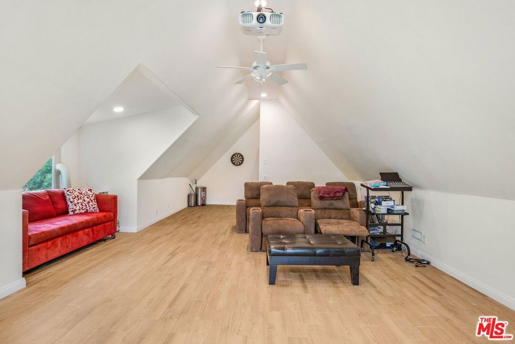 listing image 130723333269040570932